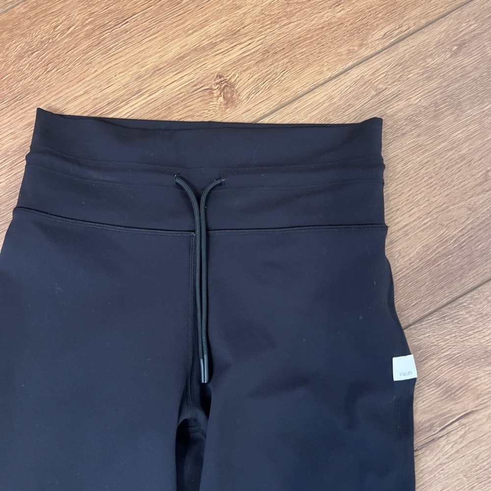 Vuori Yoga Pants - Picture 3 of 6